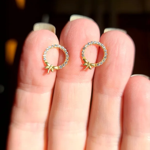 Dainty dragonfly on a circle of white Topaz sterling & gold Earrings - Picture 1 of 6